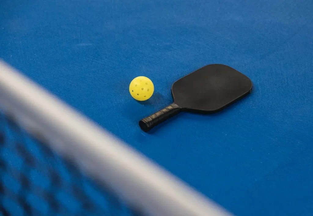 Pickleball là gì ? Tại sao môn thể thao này phổ biến?